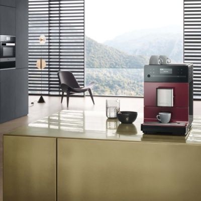 Кофемашина Miele  СМ5310 Ежевичный красный BRRT Кофемашина Miele  СМ5310 Ежевичный красный BRRT