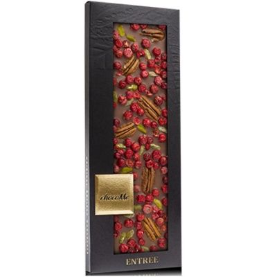 Молочный шоколад ChocoMe MG110, Орех пекан, ягоды красной смородины, фисташки Бронте, 110 г